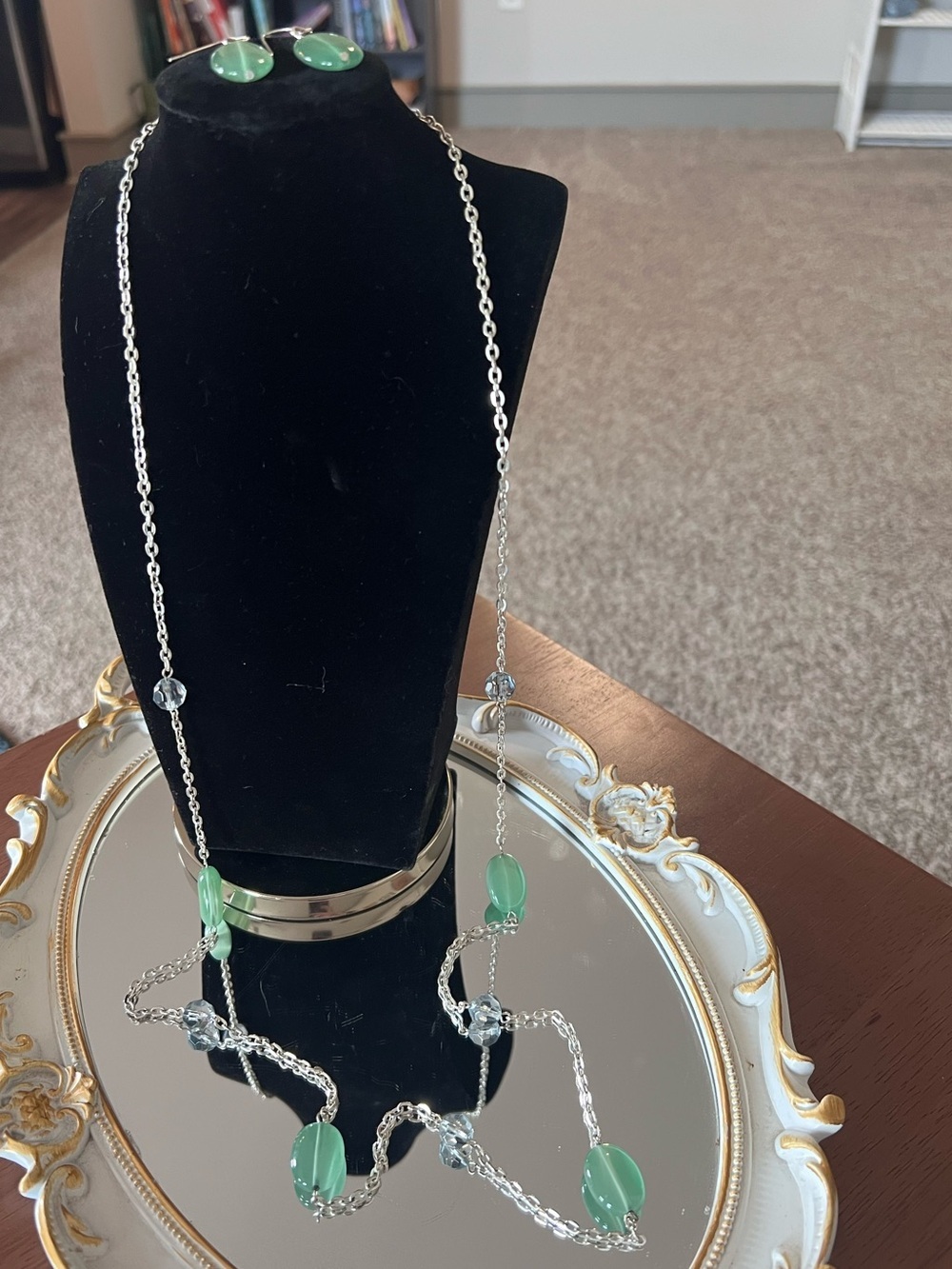 Oval Green Gemstone Necklace & Earrings Set